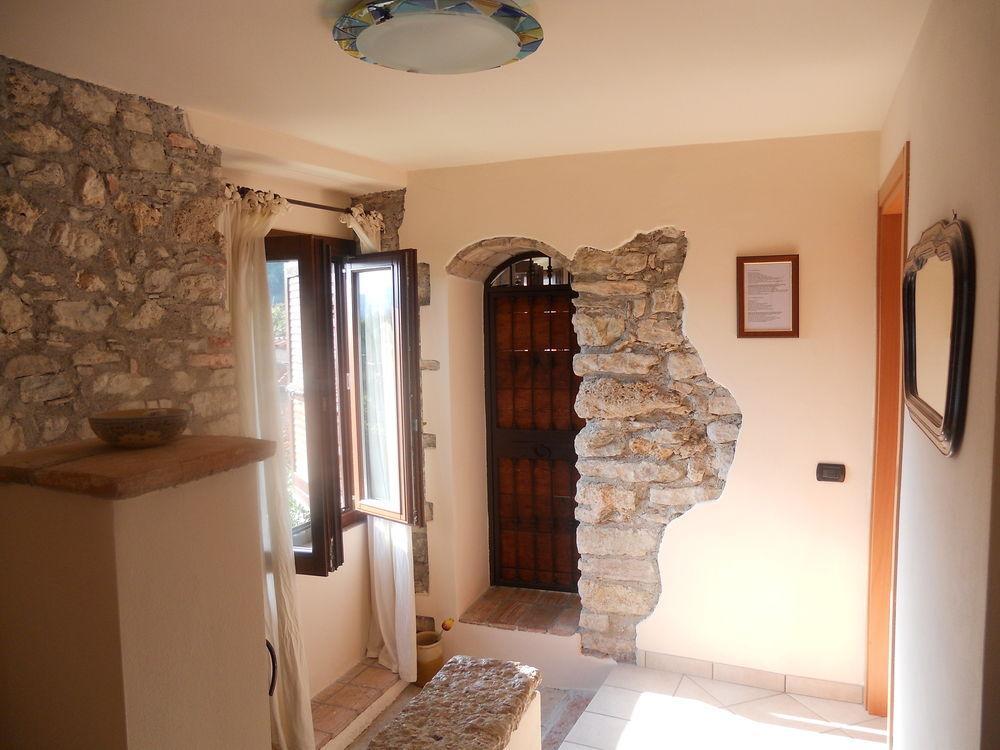 B&B Renzano Bedrooms Salò Exteriér fotografie